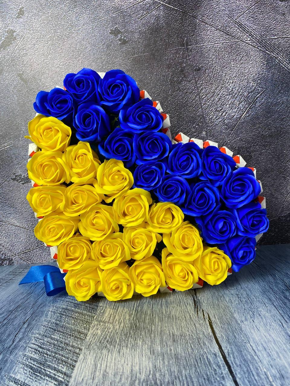 Солодке Серце з кіндер шоколаду та троянд - Зображення 2